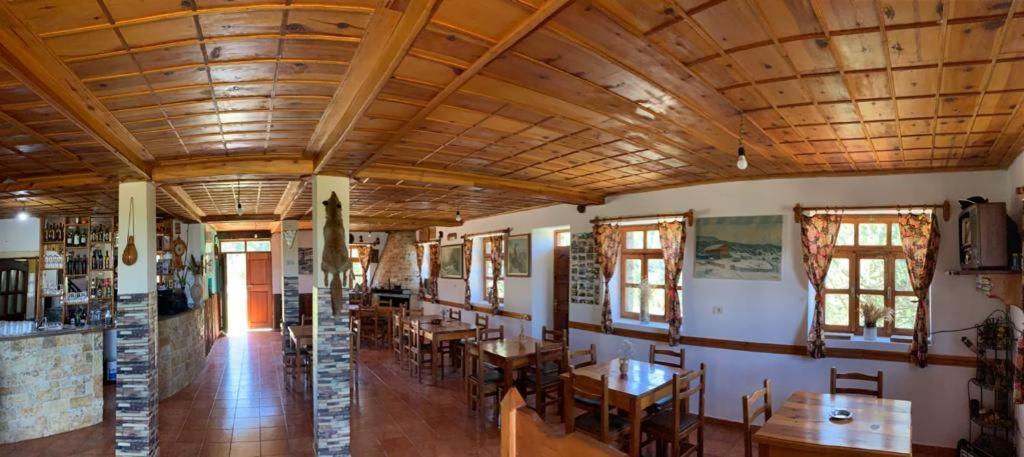 Hotel Grabova Grabove e Siperme Buitenkant foto